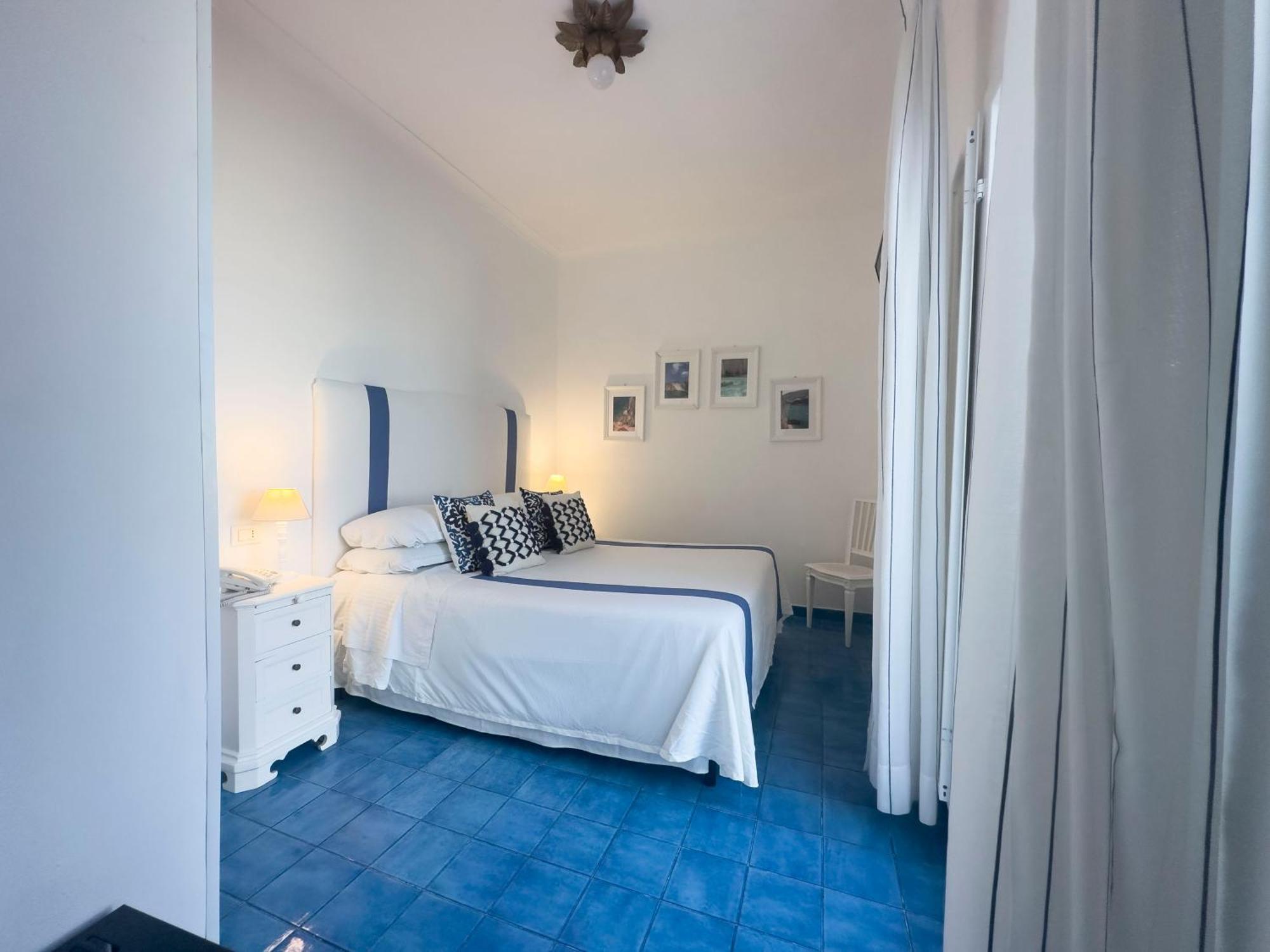 Hotel Chiaia Di Luna Понца Экстерьер фото