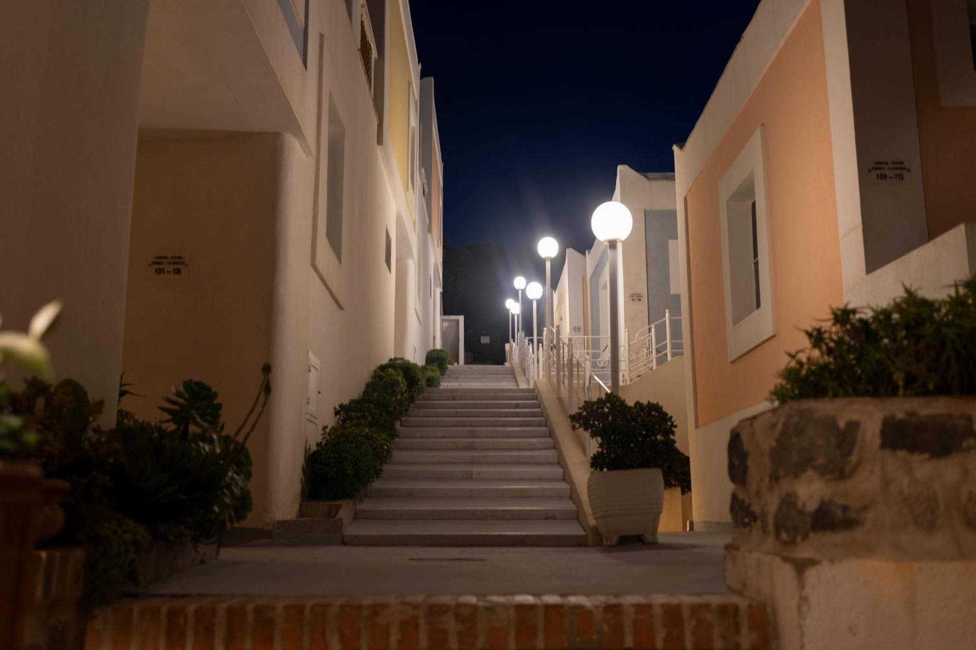Hotel Chiaia Di Luna Понца Экстерьер фото